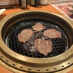 飛驒牛一頭買　燒肉・Akariya - 