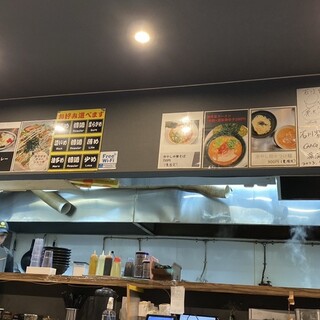 横浜家系ラーメン まる金 石川家_2