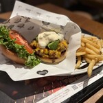 ショーグンバーガー - アボカドチーズバーガー　ポテト　セット