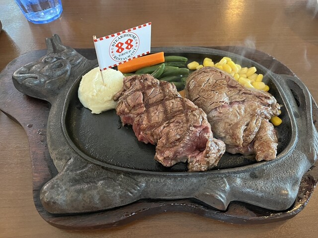 肉肉88 Steak House 88 Chiraumi Ten - Motobu Town/Steak | Tabelog