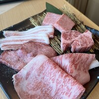 近江うし焼肉 にくTATSU 銀座店 - 