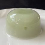 久栄堂菓子舗 - 『水まんじゅう(枝豆あん)』