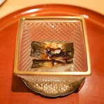 銀座 しのはら - 鮎をうるか醤油で焼き上げた飯蒸し