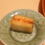 銀座 しのはら - ウモロコシ、エビのすり身のサンドイッチ