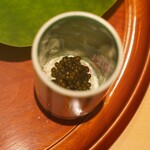 銀座 しのはら -  キャビアとサワークリームにきゅうりとトマトのソース、アユの唐揚げにディップ