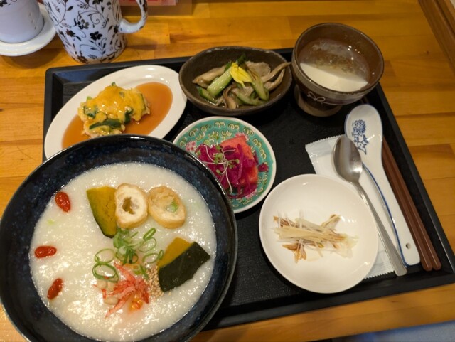 ピロチュン（碧螺春） - 八戸（喫茶店）の写真