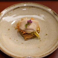 美会 - 黒鮑と肝ソースのバッタイ（焼きそば）