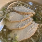 ラーメン・豚足 太吉 - 鶏ﾁｬｰｼｭｰ4枚