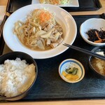 喜芳 - 生姜焼き定食