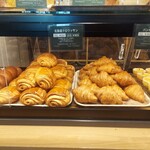 THE STANDARD BAKERS - クロワッサン、デニッシュも美味しそう