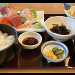 喜芳 - 刺身定食