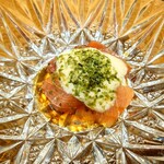 京極寿司 - マグロにはジンワリとした旨さがあり
      トロロで円やかさも足されて美味しい