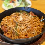 ワイルドバーン - パルメザンチーズにタバスコ掛けていただきました〜