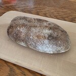 パン工房 のら - 自家製ベーコンとマスタード（¥460税込）