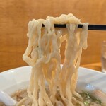 純手揉み中華 れん - 最後まで美味しい太麺