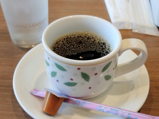 Denny's Takenotsuka Ten photo 3