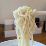 香福 - モチツル食感の中太麺