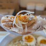 香福 - チャーシューに白髪ネギと七味　うま～い！