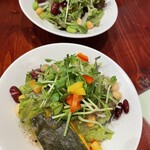 大明天中国四川料理 - ランチサラダ100円