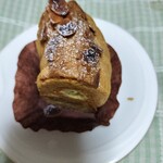 Patisserie Basique - パリブレスト　ヘーゼルナッツクリームが素晴らしい