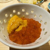 鮨 由う - 