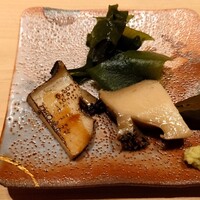 すが弥 - 焼き鮑と蒸し鮑