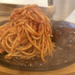洋食 もりい - 料理写真:すごいジュージュー！