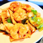 吉祥 - メインの具が贅沢に使用されています。