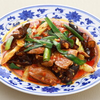 豚レバーと季節野菜の唐辛子ピクルス炒め