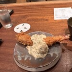 京町堀 なかむら - 追加で頼みました。タルタルがたっぷり掛かってます。