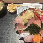 魚がし食堂　中央市場店 - 得盛りスペシャル　海鮮丼