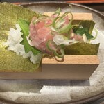 魚がし食堂　中央市場店 - 手巻き寿司