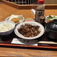 豚捨 KITTE丸の内店 - 