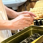 みこ寿司 - ウニ軍艦×40作成中