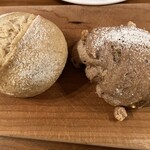 春パン屋 - 丸パン、くるみパン