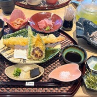 梅田 璃泉 本店 - 天そば御膳