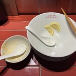 九州中華 鶏 麺 キムラハンテン by NOGI NISHIAZABU TOKYO - 