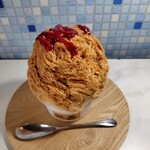 マルモ食堂 - キャラメルラズベリーかき氷