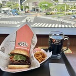 A&W - The A&Wバーガー、カーリーフライ(S)コンボ