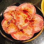 炉萬館 - 牛タンタレです