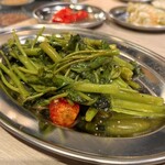 薬膳飯店 YAKUCHU - 空芯菜の紹興酒炒め