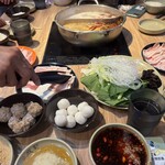 ビャンビャン麺 火鍋 成都 - 