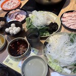 ビャンビャン麺 火鍋 成都 - 