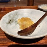 薪鳥新神戸 - 桃と凍頂烏龍のゼリー