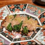 薪鳥新神戸 - はらみ(高原比内地鶏)～ニラ、柚子胡椒～