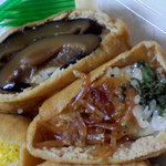いなり家こんこん - 椎茸、ちりめん（各￥100）