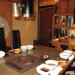 Yakiniku Fukurimmon - 店内奥には座敷も