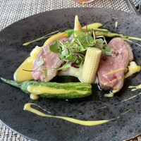 MIDO RESTAURANT PIC NIKA - 