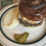 ザ・コーナー ハンバーガー＆サルーン - 