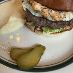 ザ・コーナー ハンバーガー＆サルーン - 